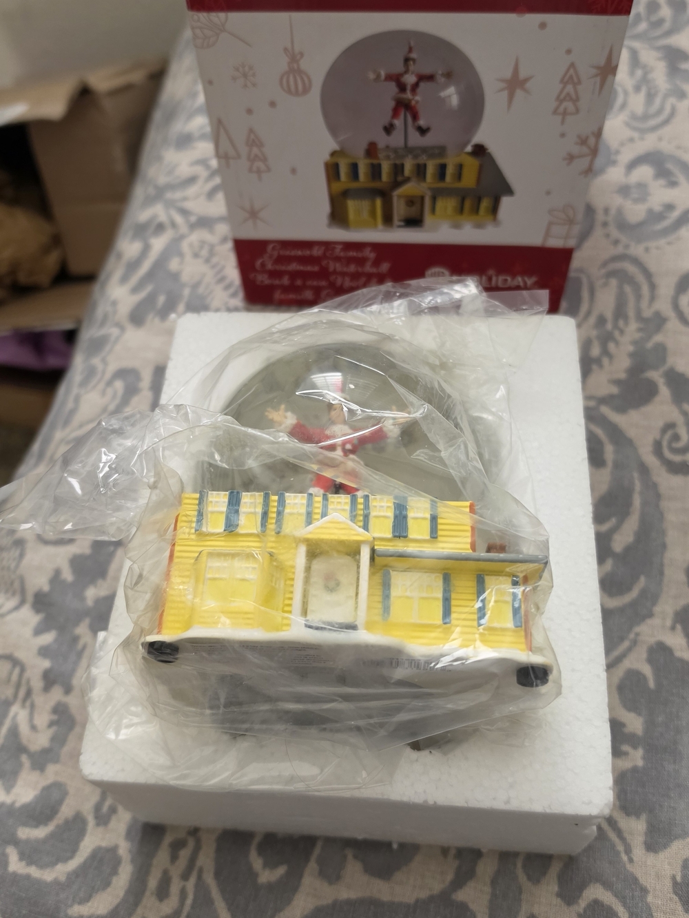 National Lampoon Christmas Vacation Snow Globe, New